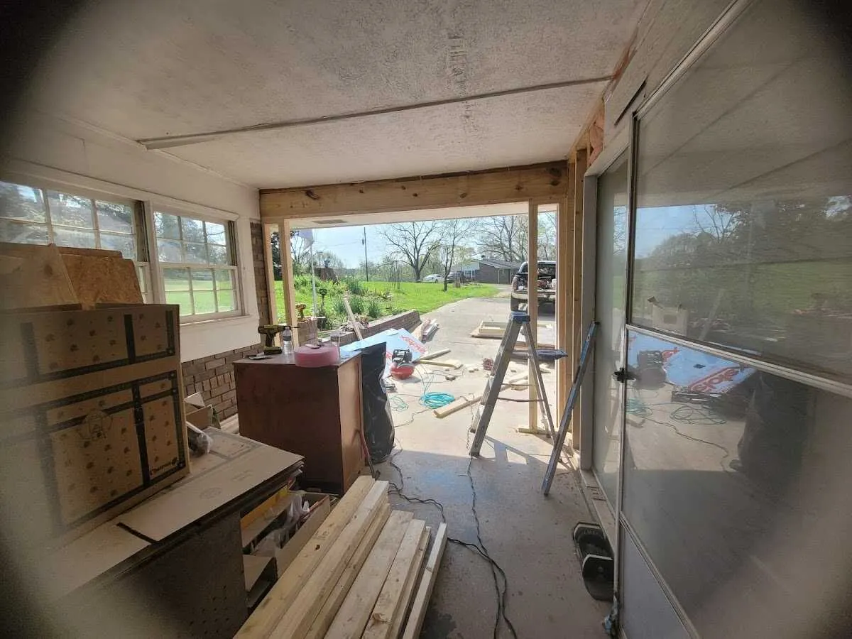 Air movers and dehumidifier for Water Mitigation Services in Hermitage